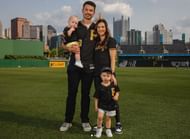 Bryan and Blair Reynolds with their children. Source: Blair’s official Instagram page/@blairbowenreynolds